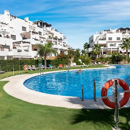 Sunset Golf 아파트